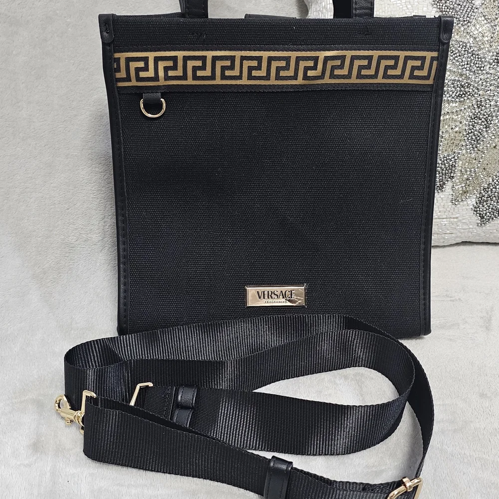 Versace Black and Gold Women's Bag - Picture 7 of 9
